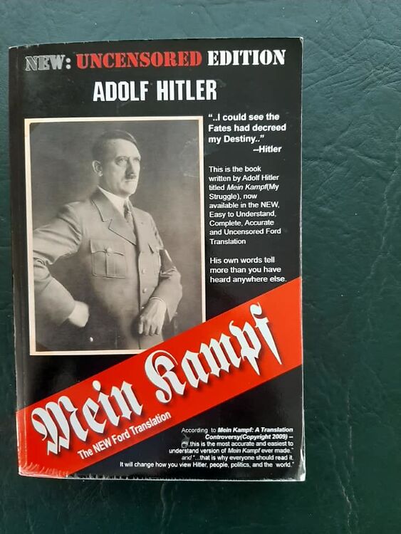 Traduire/détruire Mein Kampf d'Adolf Hitler