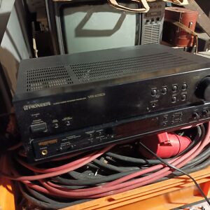 Pioneer ressiiver VSX-405  			