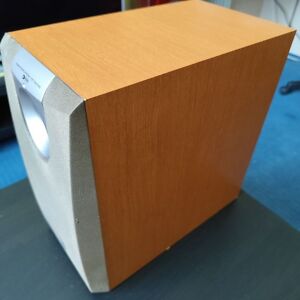 Subwoofer Yamaha YST-SW005  			