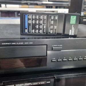 YAMAHA CDX-480 CD PLAYER  			