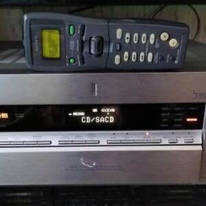 SONY 6.1 RECEIVER STR-DB 1070  			