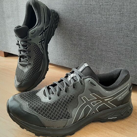 Asics tossud deals