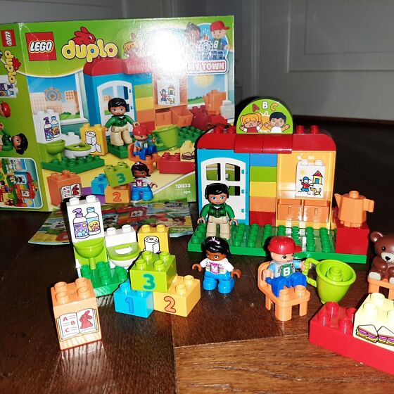 Lego 10833 Duplo Nursery School LEGO DUPLO 10833: Nursery School