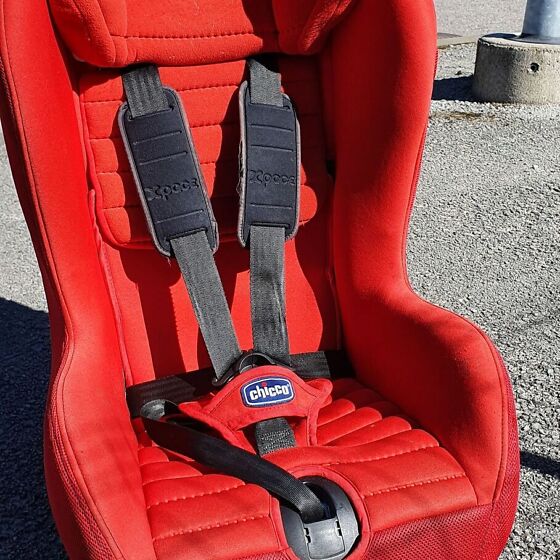 Chicco xpace car store seat