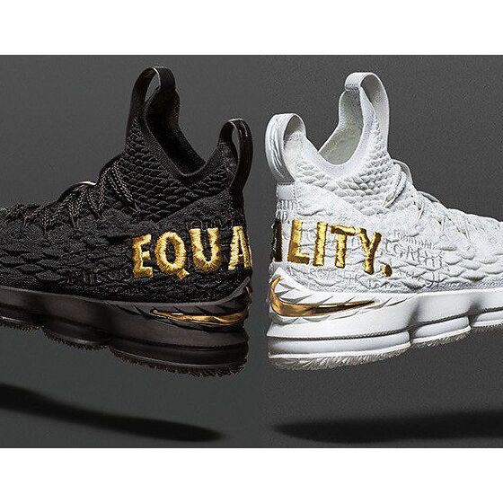 Lebron 15 shops limited edition