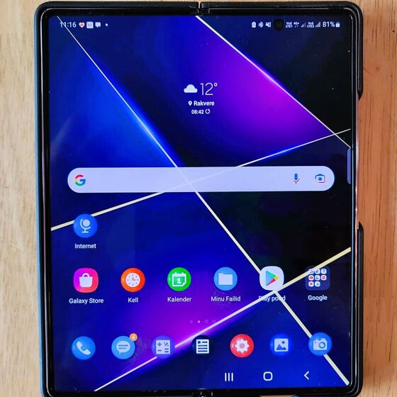 ee samsung fold 2