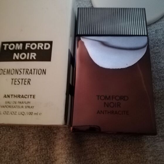 tom ford anthracite tester