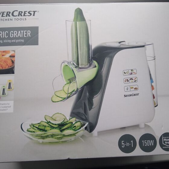 Unboxing and Testing SILVERCREST Electric Grater SGR 150 D1 