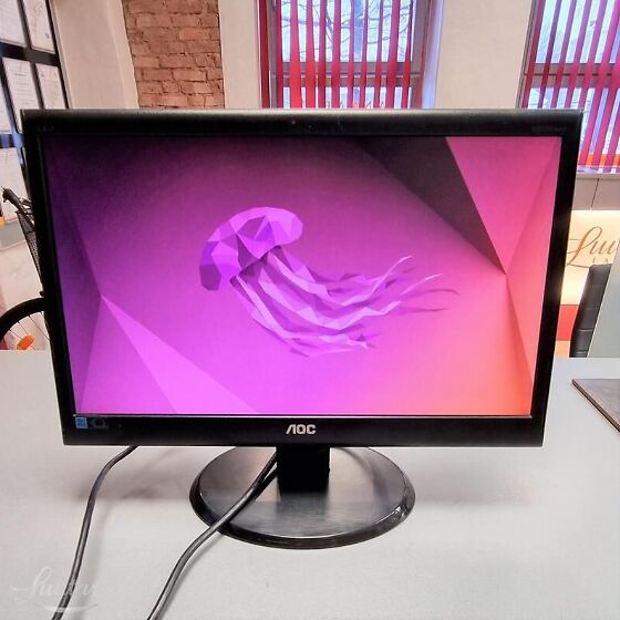 aoc lcd monitor 185lm00013