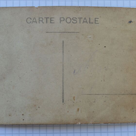 MK 319 Noor naine lühike mantel ridikül SMV märk rinnas (203071484 ...