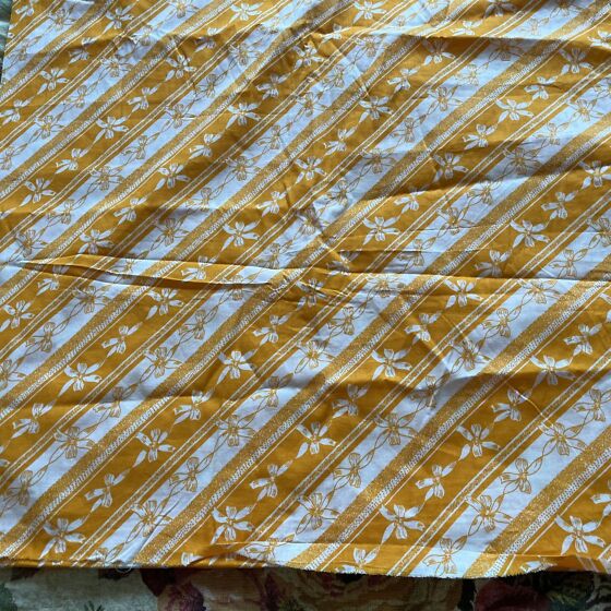 Nõukaaegne ,ilus õhuke puuvillane kangas. (194856620) - Osta.ee