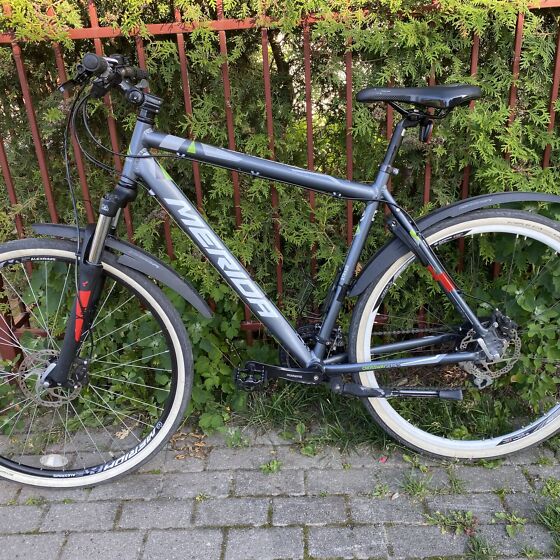 Merida crossway hot sale striker