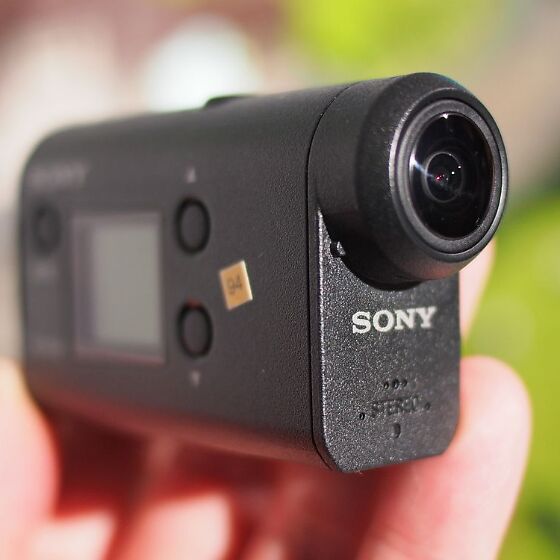 Full HD 1080p Sports Action Camera, HDR-AS50
