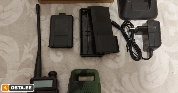 raadiosaatja BAOFENG UV-5R-8W,2akut,lisavarustusega,jaht. (245923924) - Osta.ee