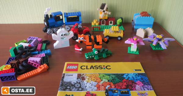 LEGO 10696 Classic LEGO MEDIUM CREATIVE BRICK BOX (149863100