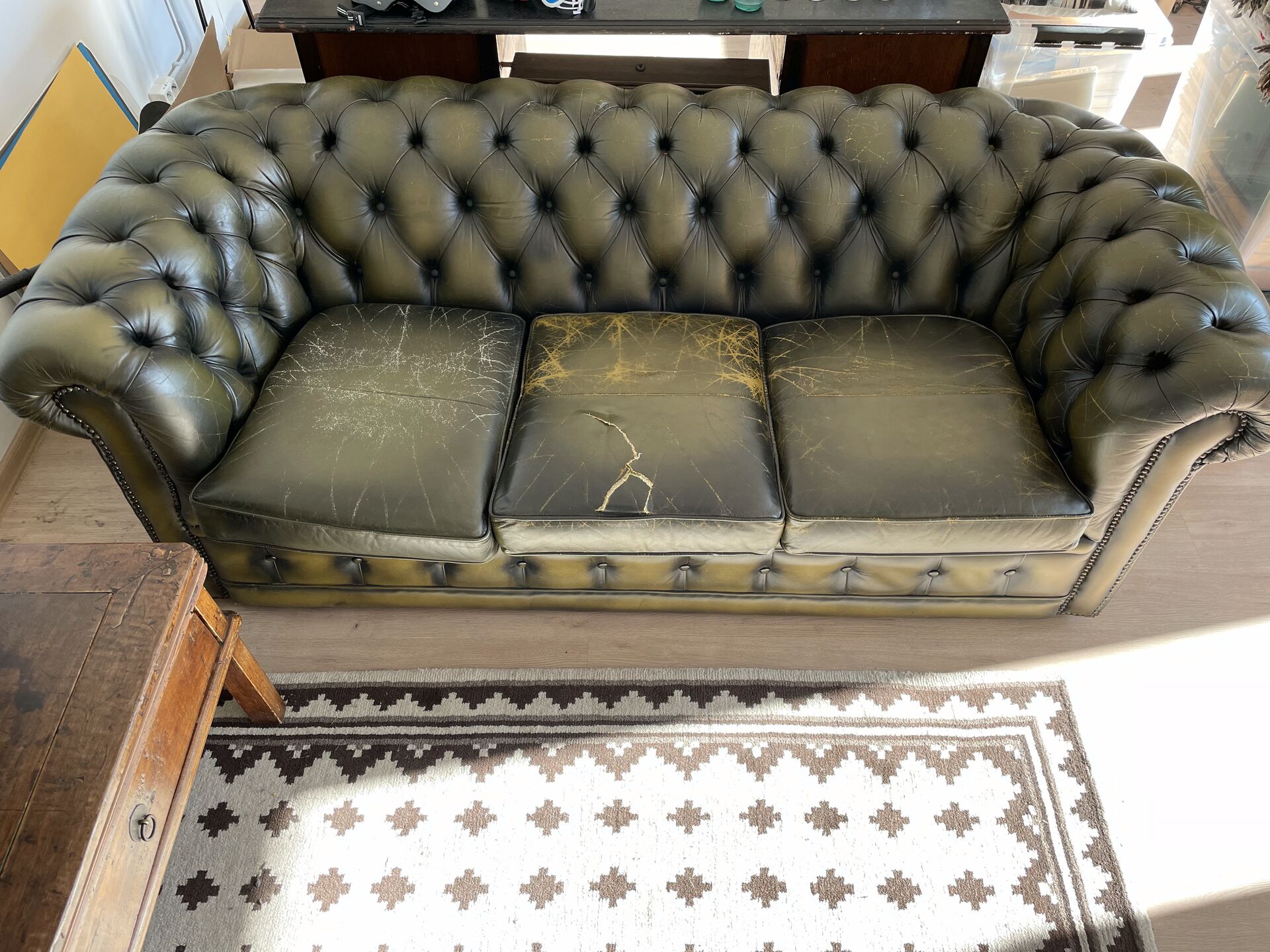 Chesterfield sofa / Chesterfield diivan / диван Честерфилд (174823809) -  Osta.ee