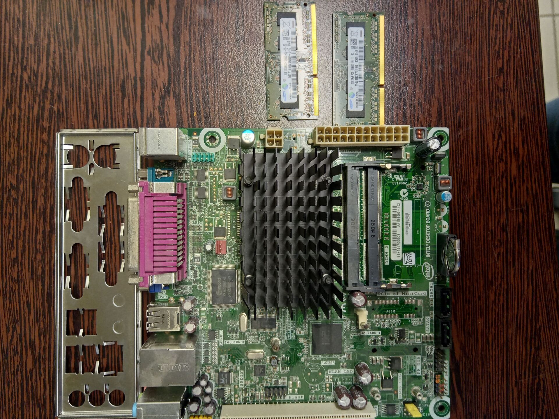 Intel desktop board on sale d425kt