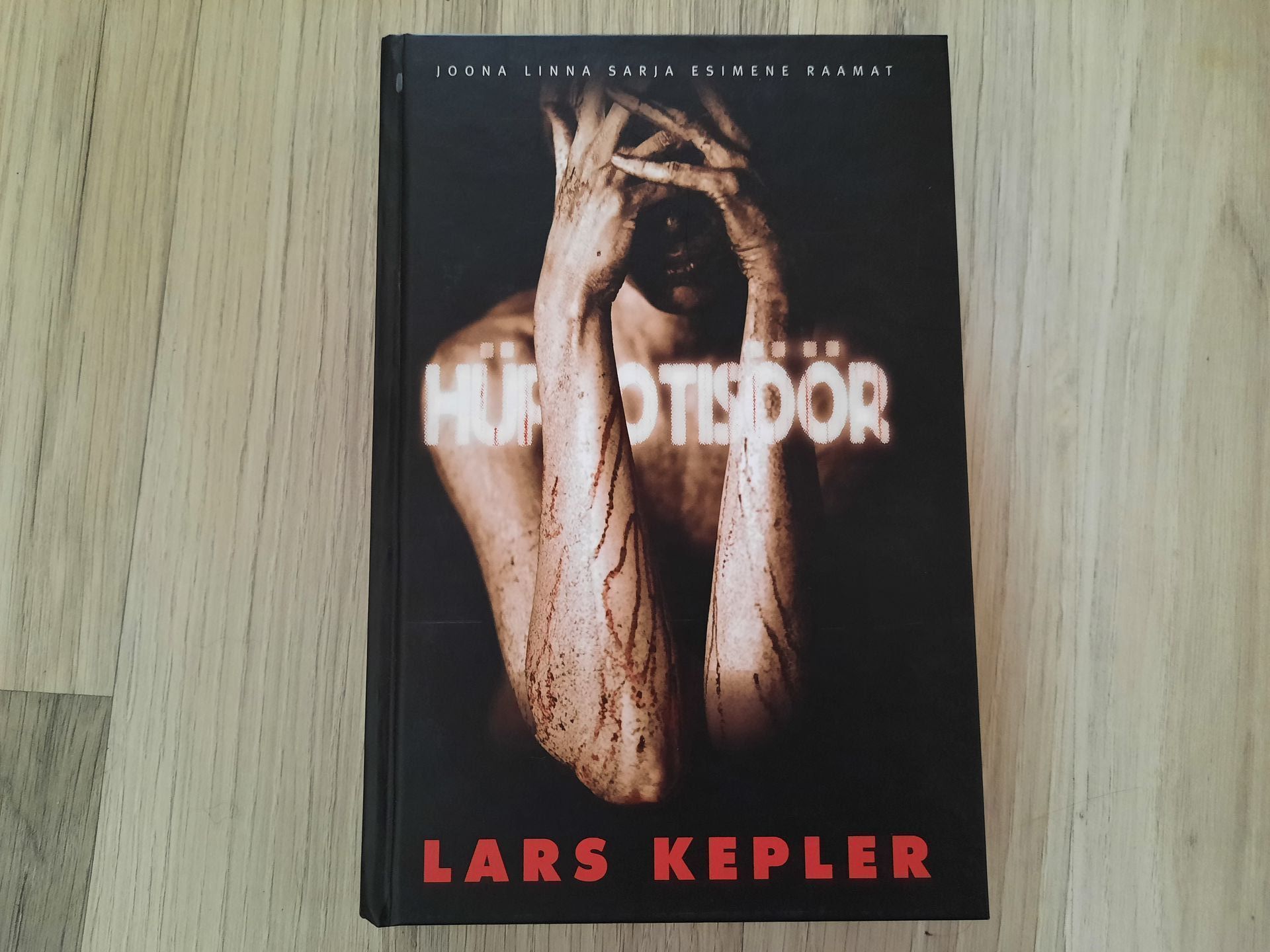 Lars Kepler, 