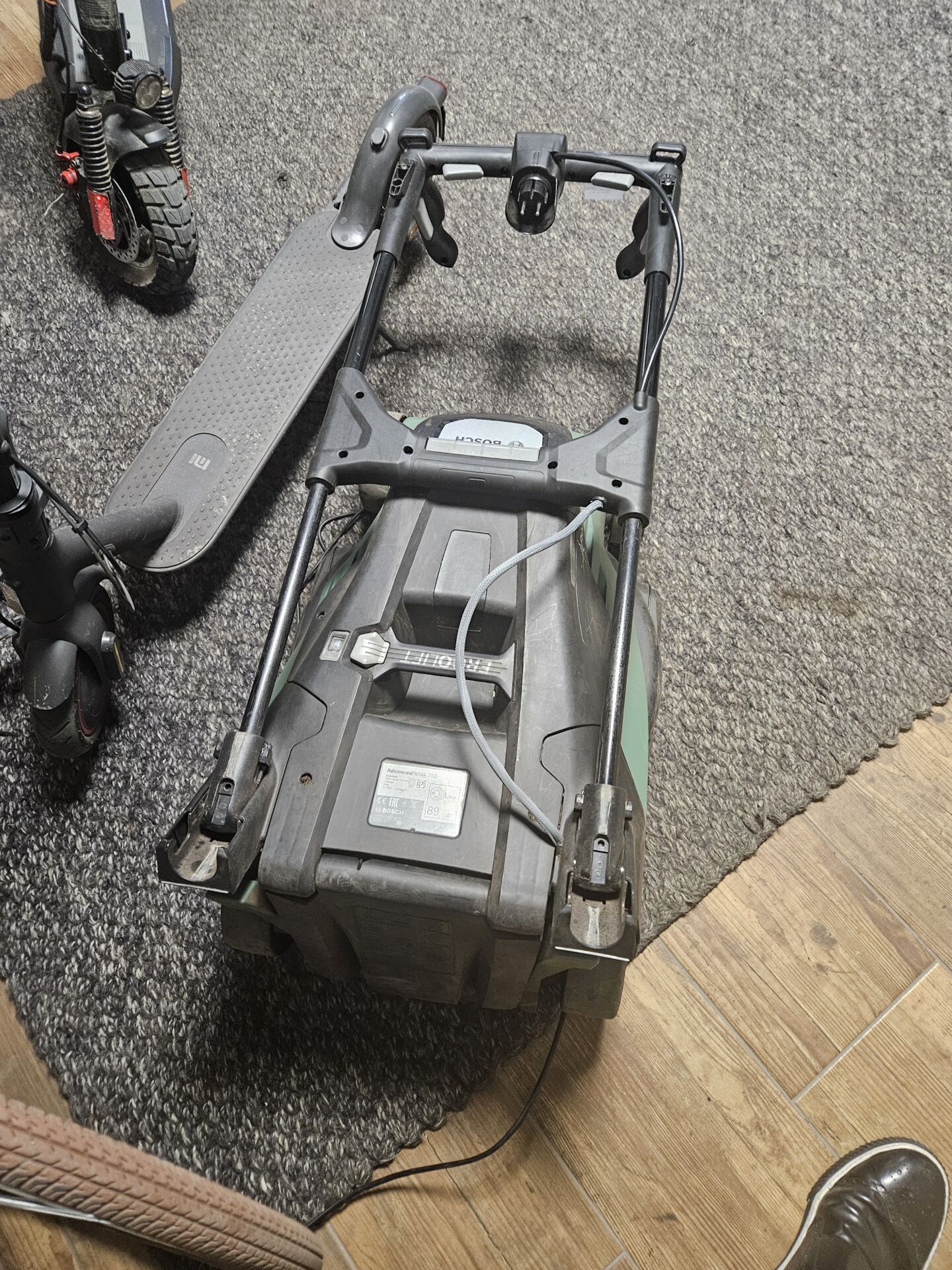 Elektriline muruniiduk Bosch AdvancedRotak 750, 1700 W